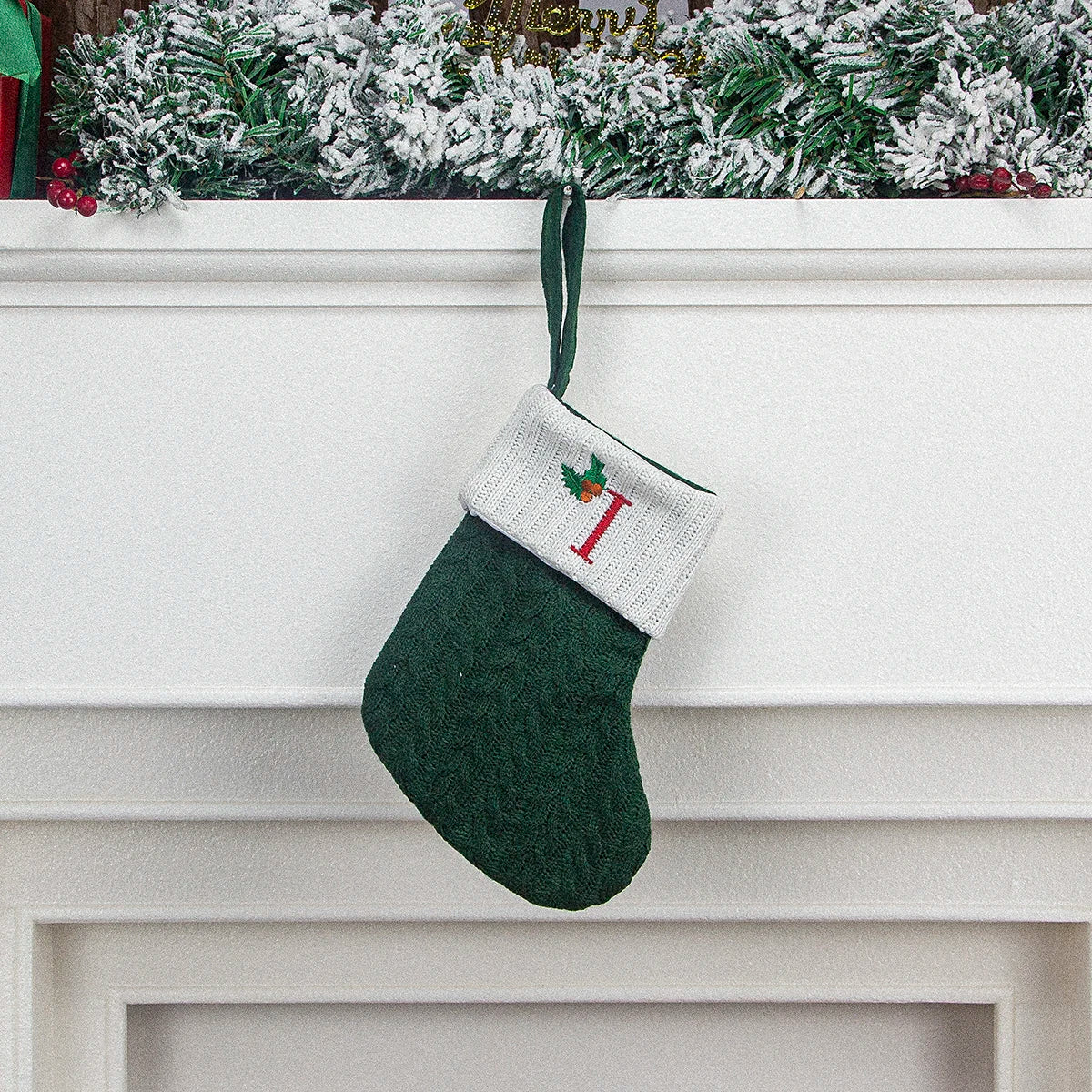 Christmas stocking festival decorations, green 26-letter Christmas tree pendant gift bag socks hotel party supplies hanger