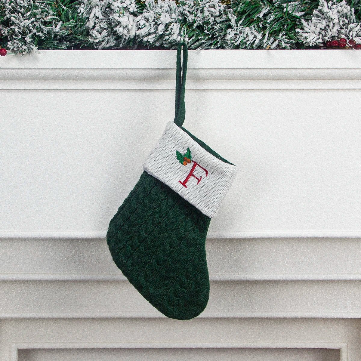 Christmas stocking festival decorations, green 26-letter Christmas tree pendant gift bag socks hotel party supplies hanger