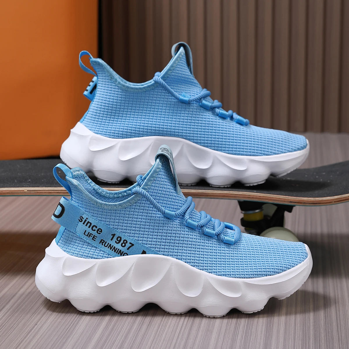 Men's Large Size Outdoor Hiking And Running Shoes Comfortable Casual