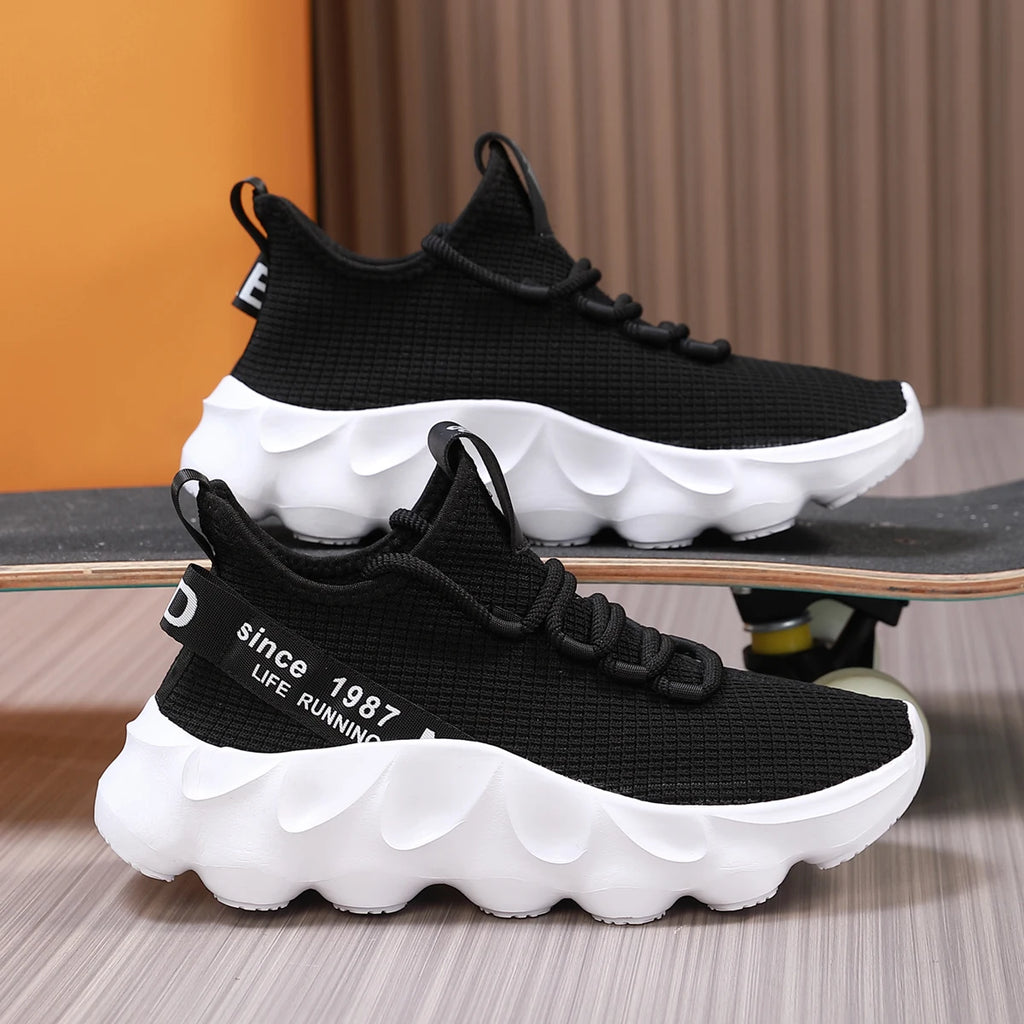 Men's Large Size Outdoor Hiking And Running Shoes Comfortable Casual